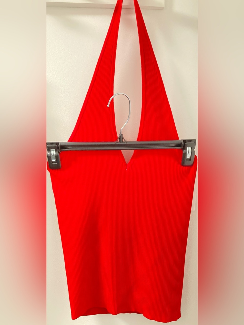NWT Double Zero Medium Red Ribbed Knit Halter Top Deep V-Neck